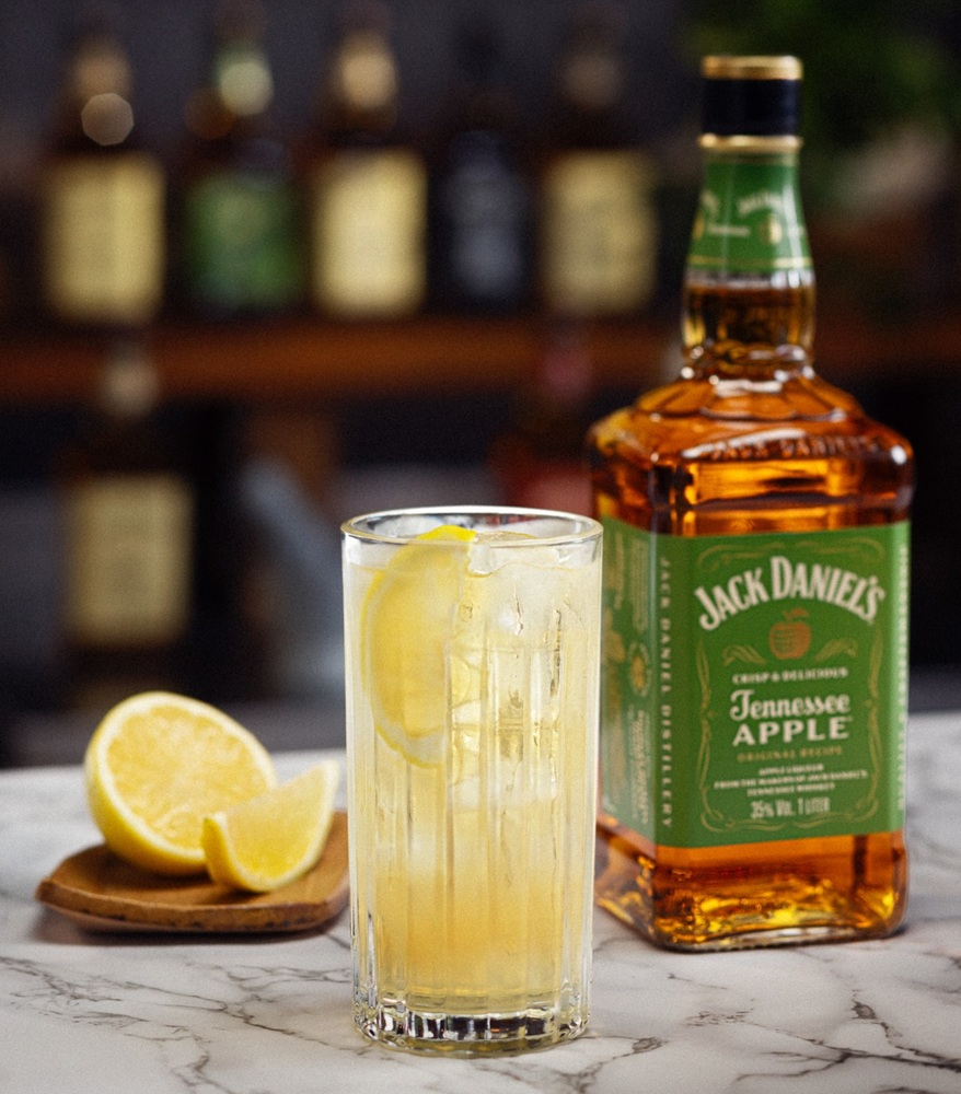 Jack Daniel’s aposta em experiência interativa com drinks em bares de Salvador