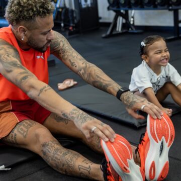 Neymar se derrete ao falar do carisma da filha Mavie e brinca: “Puxou ao pai”