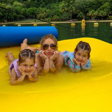 Virginia abre álbum de fotos em dia de descanso com filhos em Angra dos Reis
