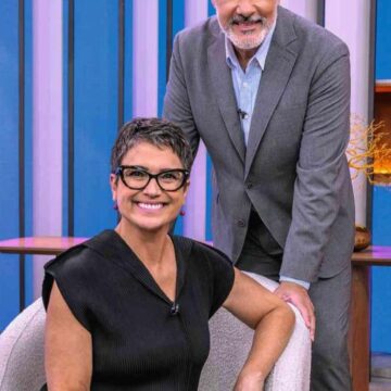 William Bonner ganha homenagem de Sandra Annenberg após estreia no ‘Globo Repórter’: ‘Explosão de fofura’