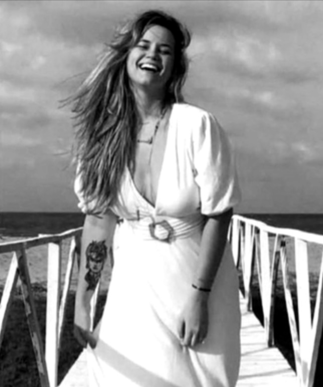 Morre jornalista Flávia Bacelar, aos 31 anos