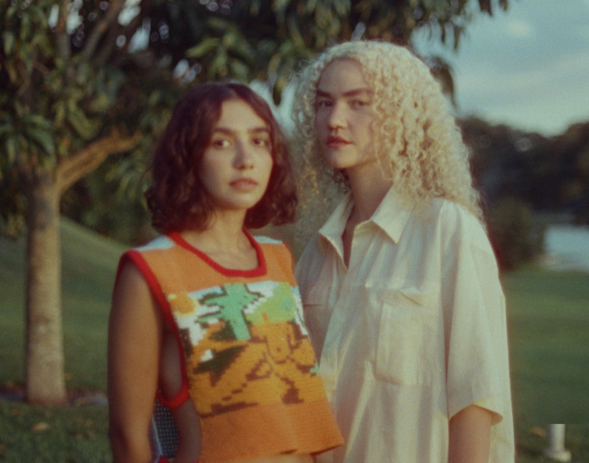 Ingressos para o show da dupla Anavitória começam a ser vendidos nesta quinta (26)