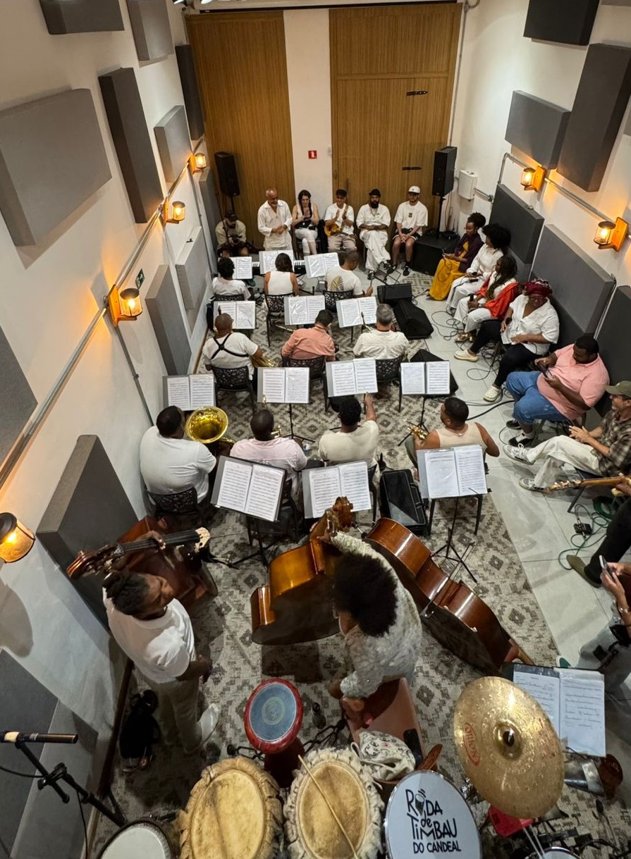 Afrosinfônica recebe BaianaSystem em ensaio aberto e confirma edições mensais em casarão histórico do Pelourinho