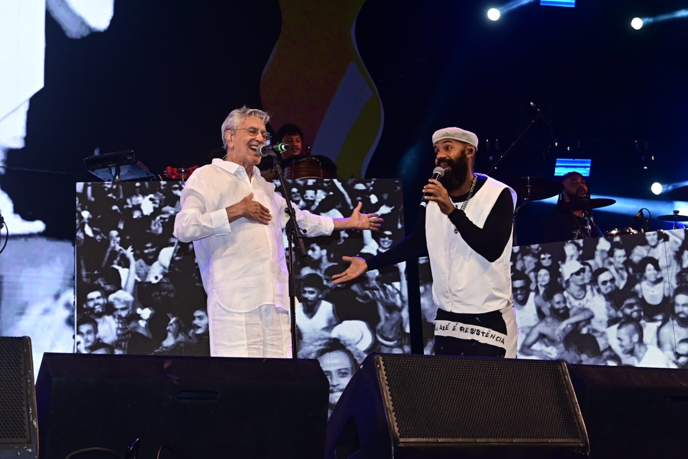 Caetano Veloso e Russo Passapusso