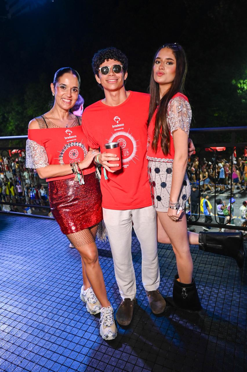  Luciana, Vinicius e Larah Sampaio