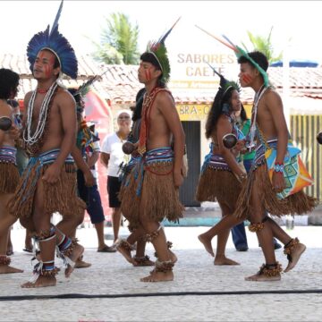 Primeira Feira da Agricultura Familiar Indígena movimenta o extremo sul da Bahia