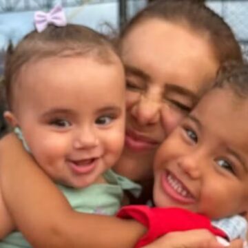 Alerta de fofura: Bruna Biancardi encanta em abraço triplo com as filhas Mavie e Mel