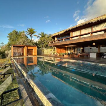 Gkay desembarca em Caraíva e se hospeda em mansão; saiba valor e detalhes