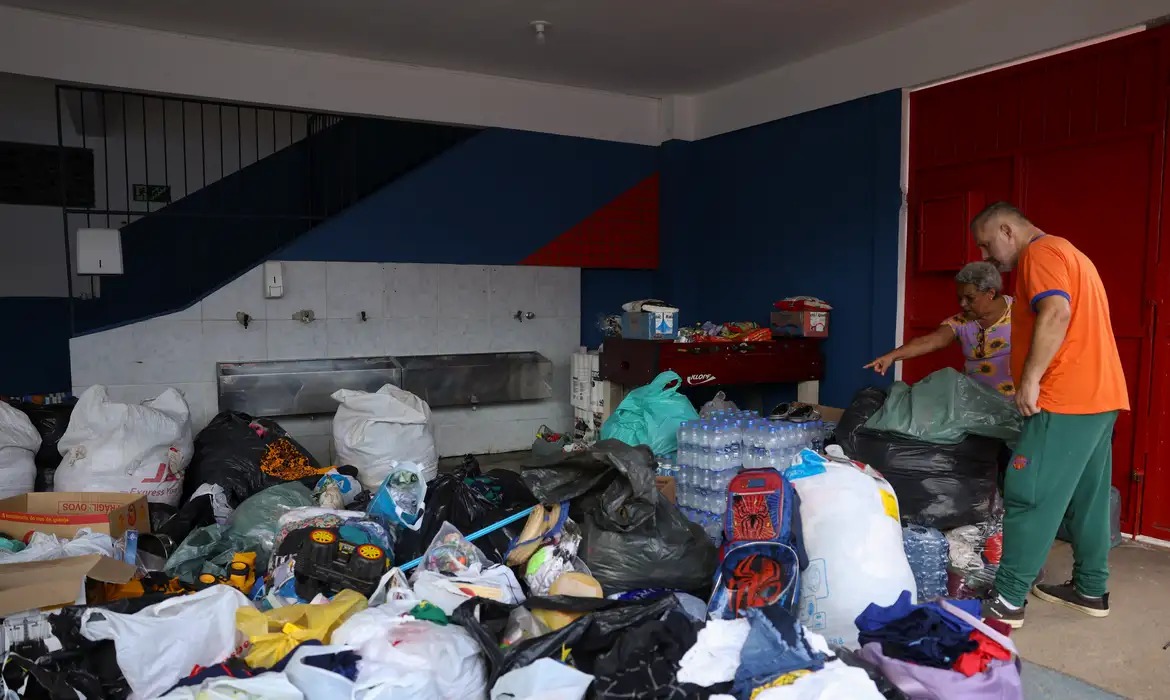 Saiba como ajudar os atingidos pelas chuvas em Minas Gerais