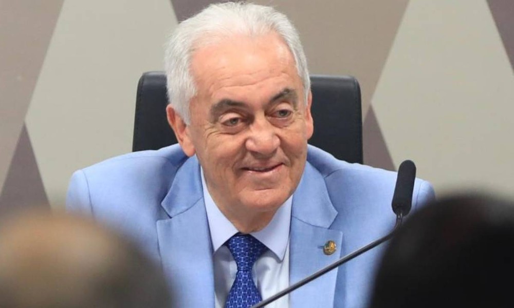 Otto Alencar recebe alta após passar por procedimento no coração em Salvador