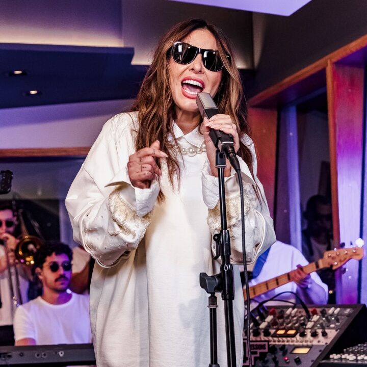 Após Carnaval intenso, Alinne Rosa lança músicas inéditas no WE4Sessions; confira