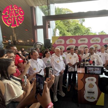 Carnaval 2026 na Bahia cresce 19% na malha aérea e atrai turistas de mais de 80 países