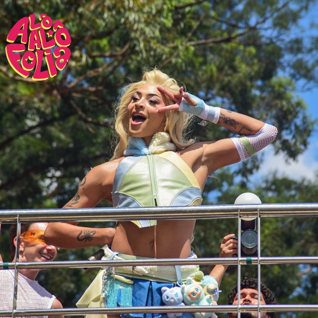 Antes de se apresentar em Salvador, Pabllo Vittar agita o Carnaval de São Paulo