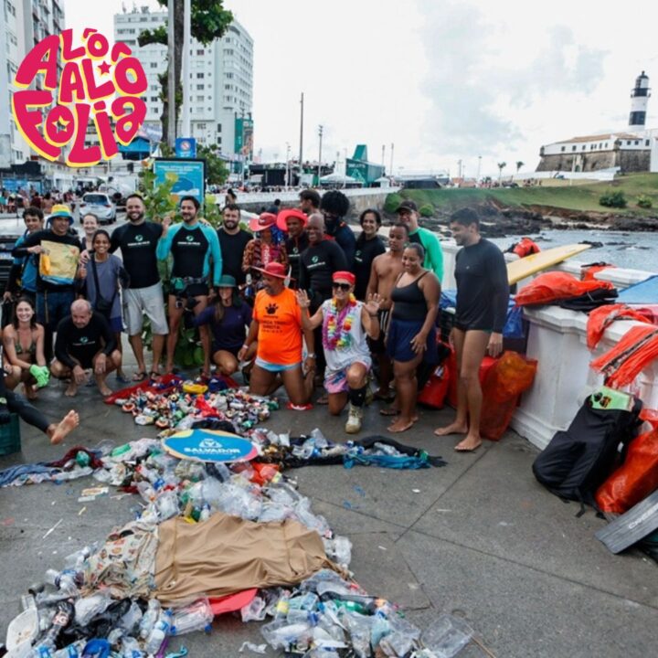 Projeto Fundo da Folia mobiliza voluntários para limpar fundo do mar na Barra