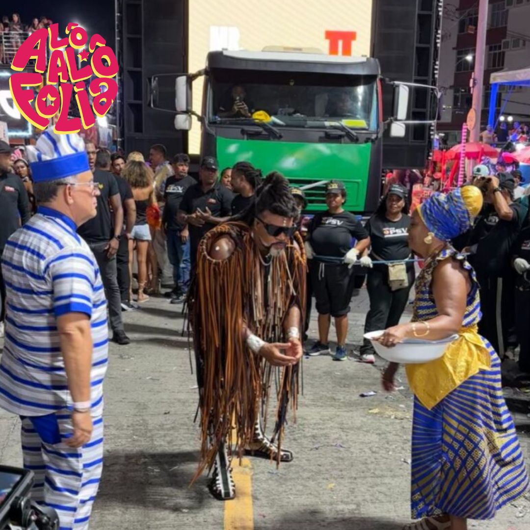 Carlinhos Brown faz ritual para ‘abrir caminhos’ antes de desfile no Carnaval de Salvador; veja vídeo