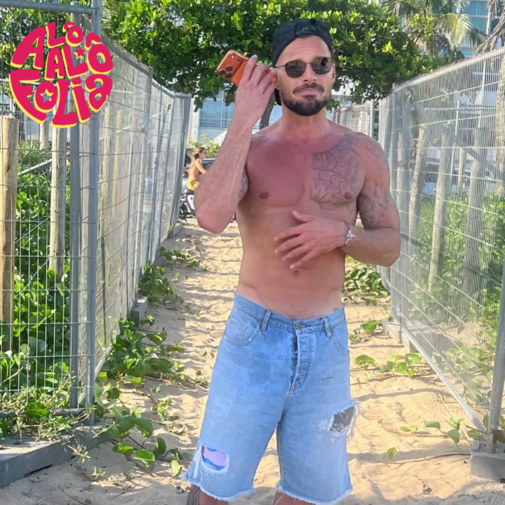 Ricky Martin chega ao Rio de Janeiro para curtir o Carnaval 2026