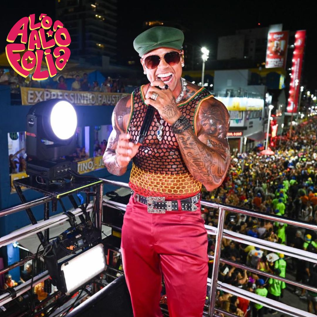 ‘O Dono Da Zorra Toda’: Léo Santana arrasta multidão com trio sem cordas no Carnaval de Salvador