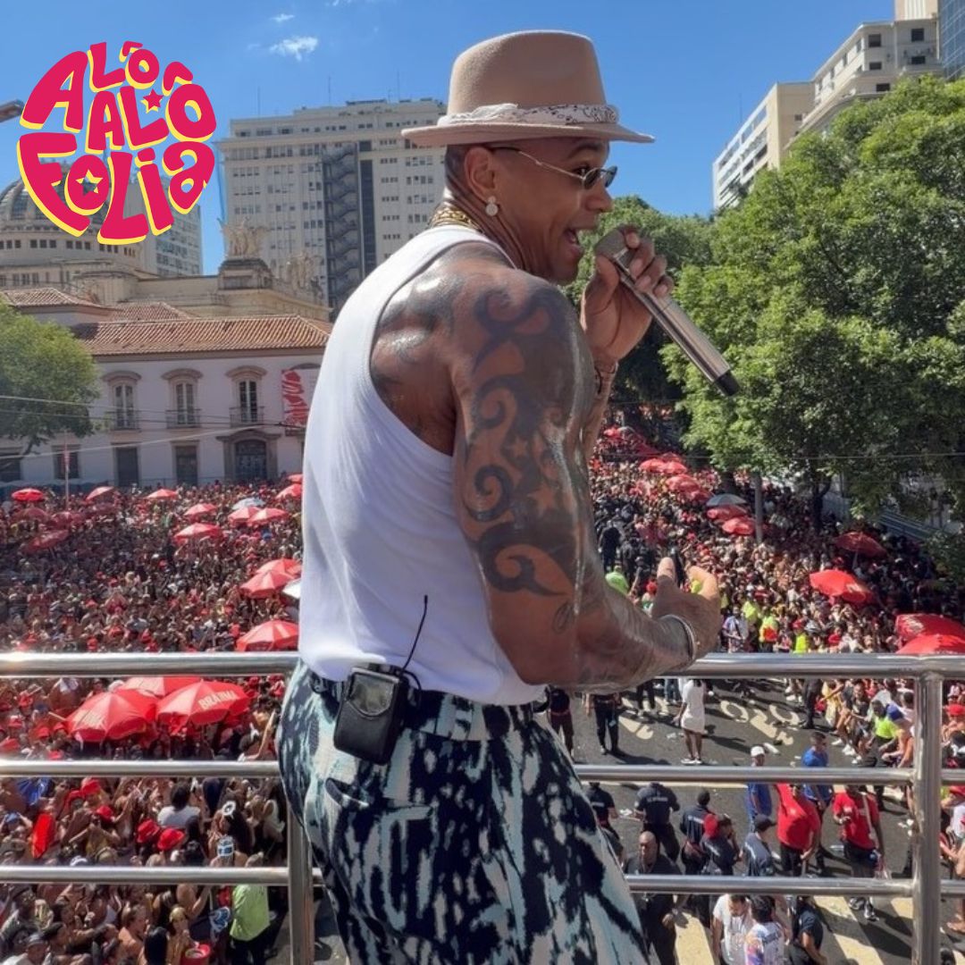Léo Santana abre álbum do seu desfile no Carnaval do Rio e comemora: “É o pagodão da Bahia no mundo”