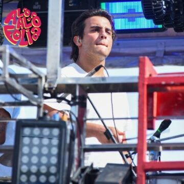 Marcelo Sangalo dá show de talento tocando percussão no trio de Ivete Sangalo; veja vídeo