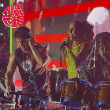 Ivete ‘cola’ no filho Marcelo e dupla mostra todo o talento da família Sangalo em show no Villa; vídeo