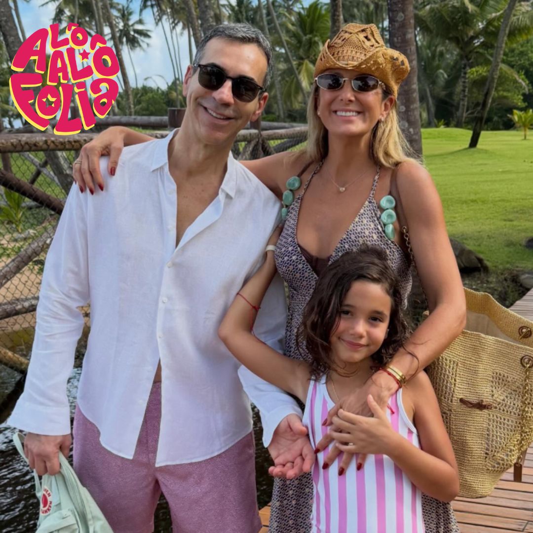 Ticiane Pinheiro compartilha foto de Carnaval em família no sul da Bahia