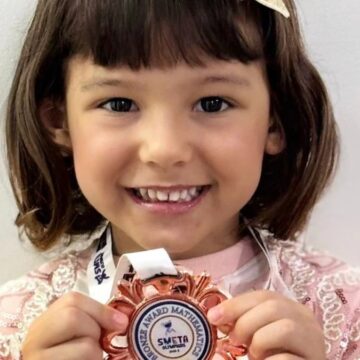 Baiana de 4 anos conquista medalha em olimpíada internacional de matemática