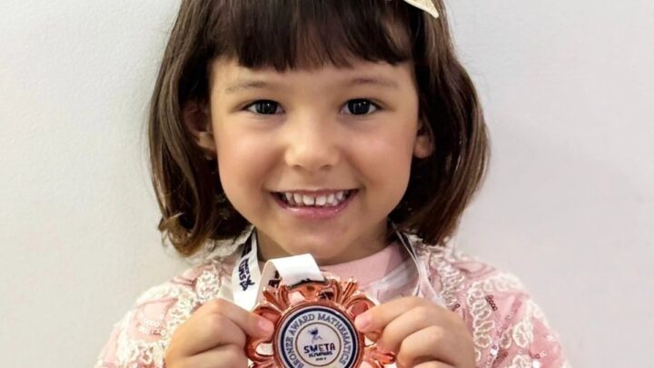 Baiana de 4 anos conquista medalha em olimpíada internacional de matemática