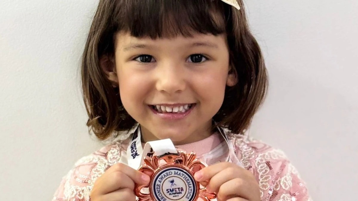 Baiana de 4 anos conquista medalha em olimpíada internacional de matemática