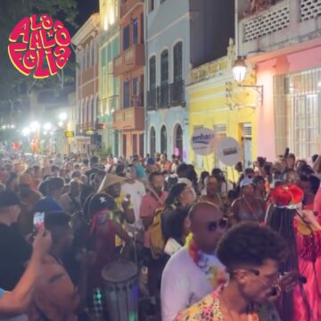 Já é Carnaval, cidade! Santo Antônio Além do Carmo abre o pré-Carnaval com desfiles de 15 blocos