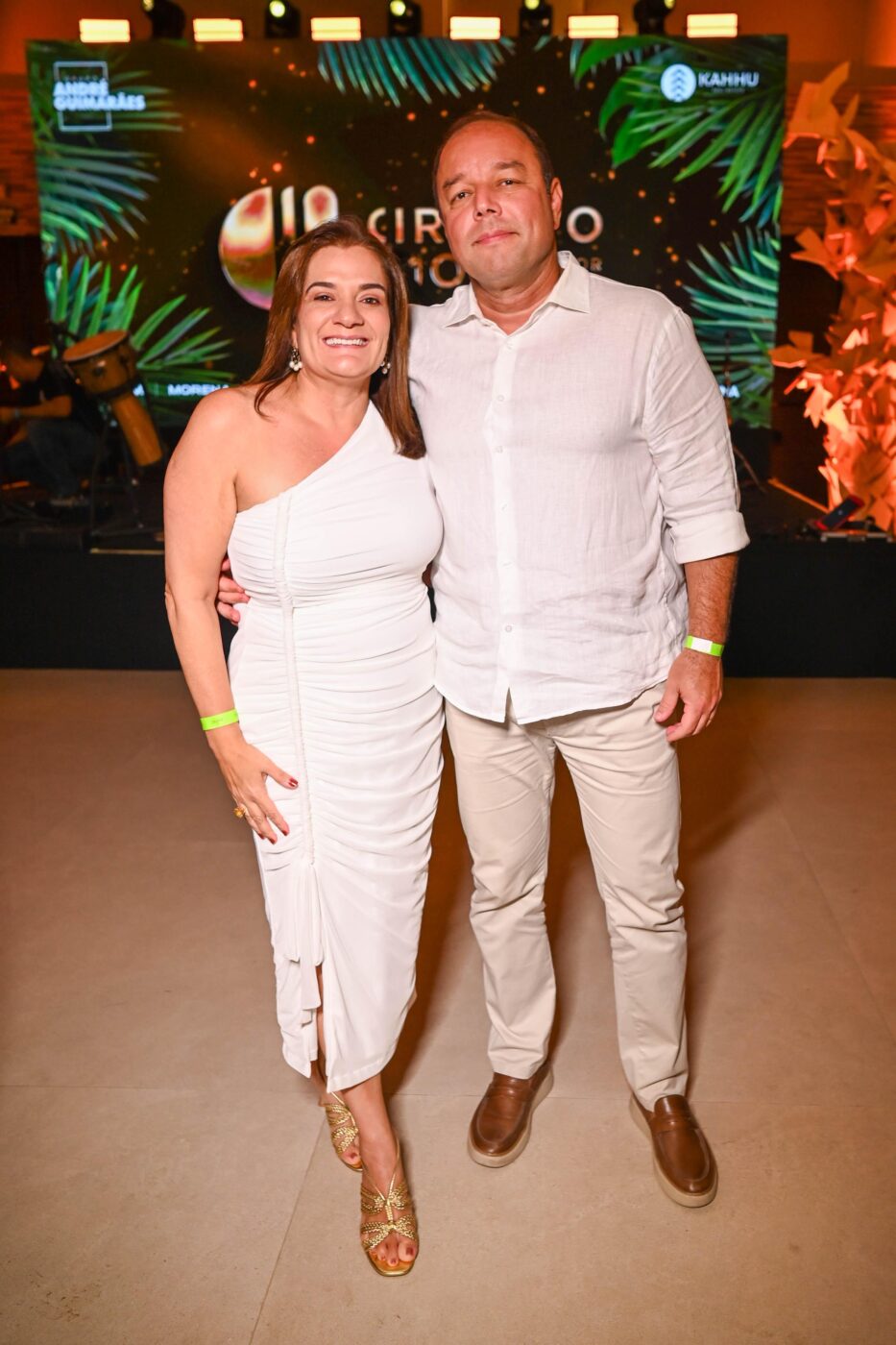 Fabíolla Martins e Léo James