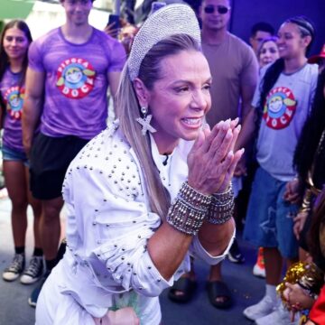 Carla Perez faz post de despedida do Algodão Doce: ‘Transbordando gratidão’