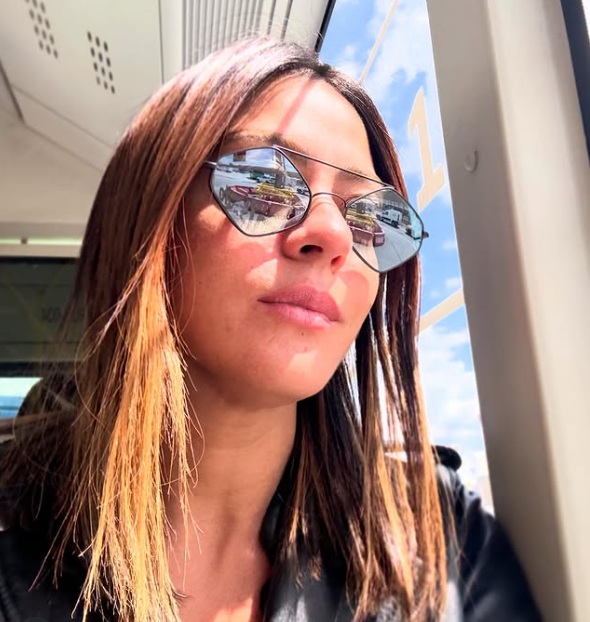 Carol Castro fala sobre sintomas da fibromialgia e diz que confundiu com sinusite