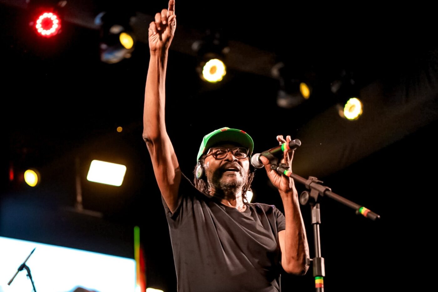 Edson Gomes se apresenta no Lollapalooza Brasil nesta sexta (20); veja onde assistir