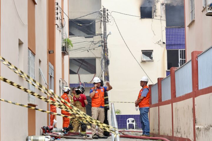 Prefeitura aguarda liberação dos Bombeiros para avaliar prédio atingido por explosão no Stiep