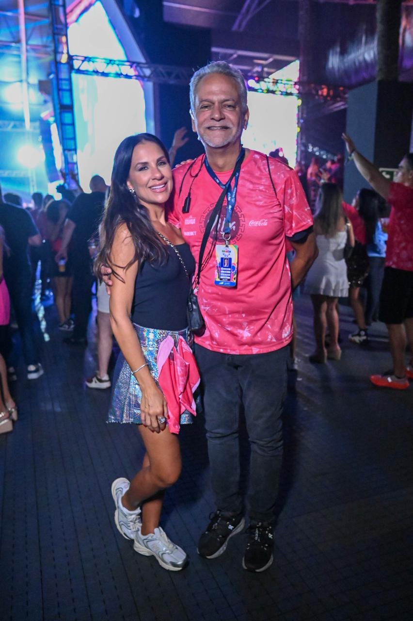 Fabrícia Teles e Isaac Edington