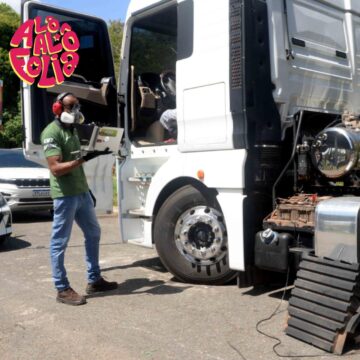 Fiscalização mede emissão de poluentes de trios elétricos e veículos usados no Carnaval de Salvador