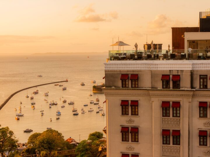 Hotel em Salvador é destaque na nova edição da Vogue britânica