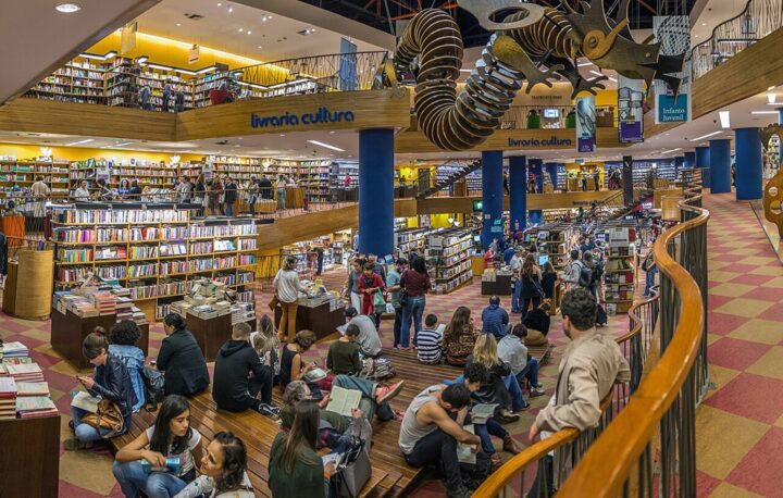 Justiça confirma falência e Livraria Cultura encerra atividades no país