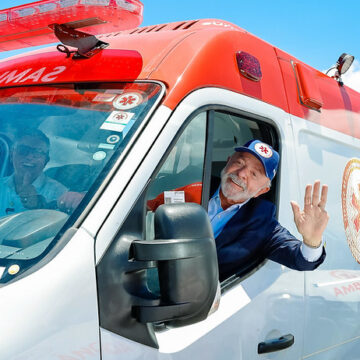 Em Salvador, Lula diz que não tem inimigos e que vive ‘melhor momento político’