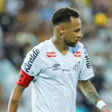 Santos leva gol aos 50 do 2º tempo, perde para o Novorizontino e é eliminado nas quartas do Paulistão