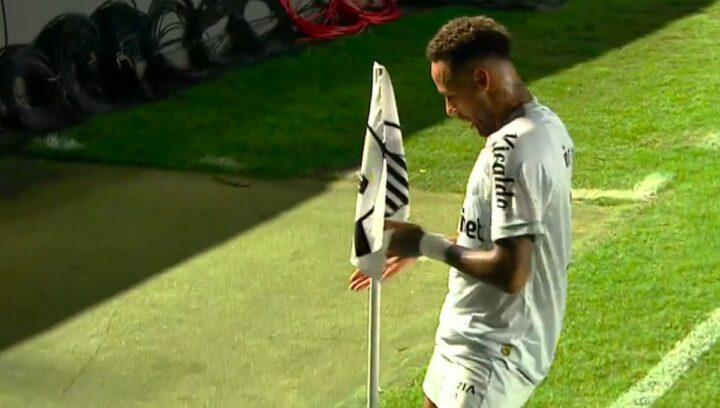 Neymar comemora gol com dança à la Vini Jr e diz que foi homenagem ao atacante; veja vídeo