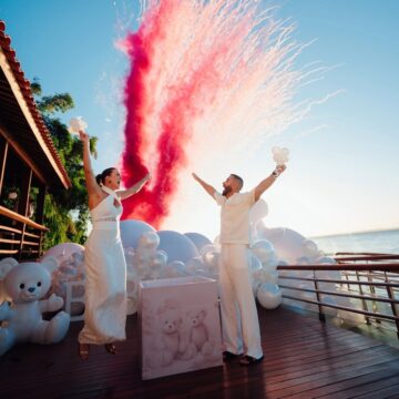 Rafa Marques posta fotos de chá revelação e brinca com Pati Guerra: ‘Nem sabia que conseguia pular tão alto’