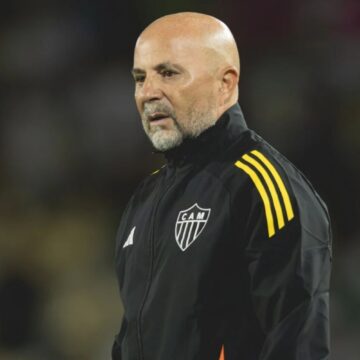 Atlético-MG demite Sampaoli após sequência sem vitórias no Brasileirão