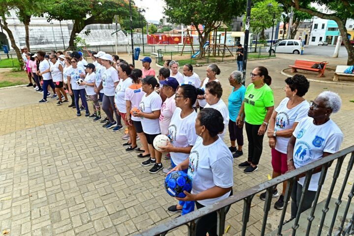 Saúde da Melhor Idade: Guarda Civil retoma projeto para idosos em Salvador