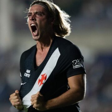 Vasco vence Volta Redonda nos pênaltis no Carioca, mas Diniz vira alvo após vaias. Veja melhores momentos