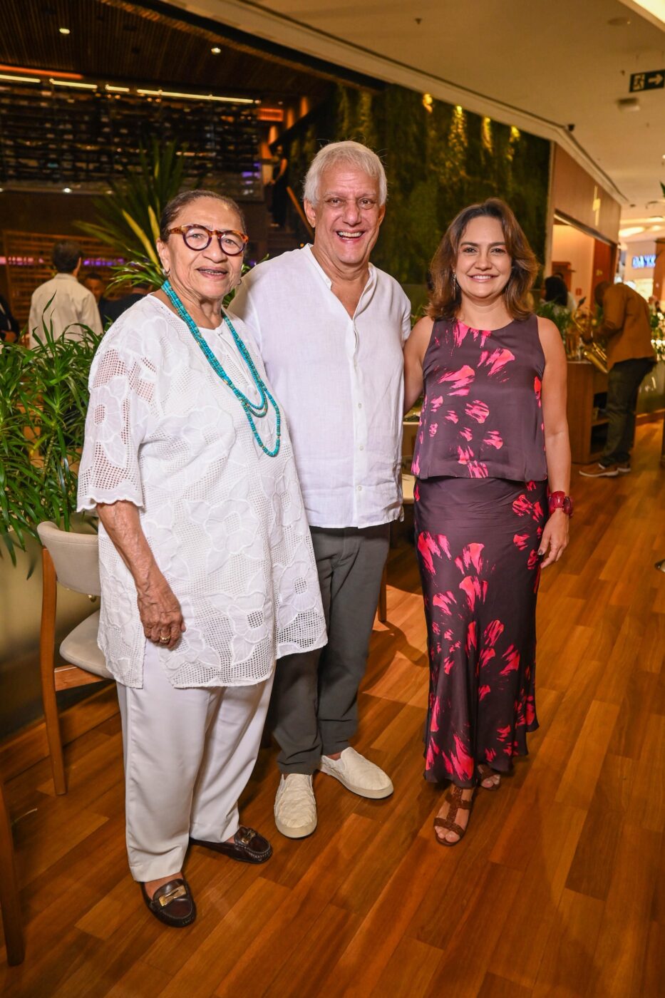 Licia Fábio, Edinho Engel e Marianna Muniz