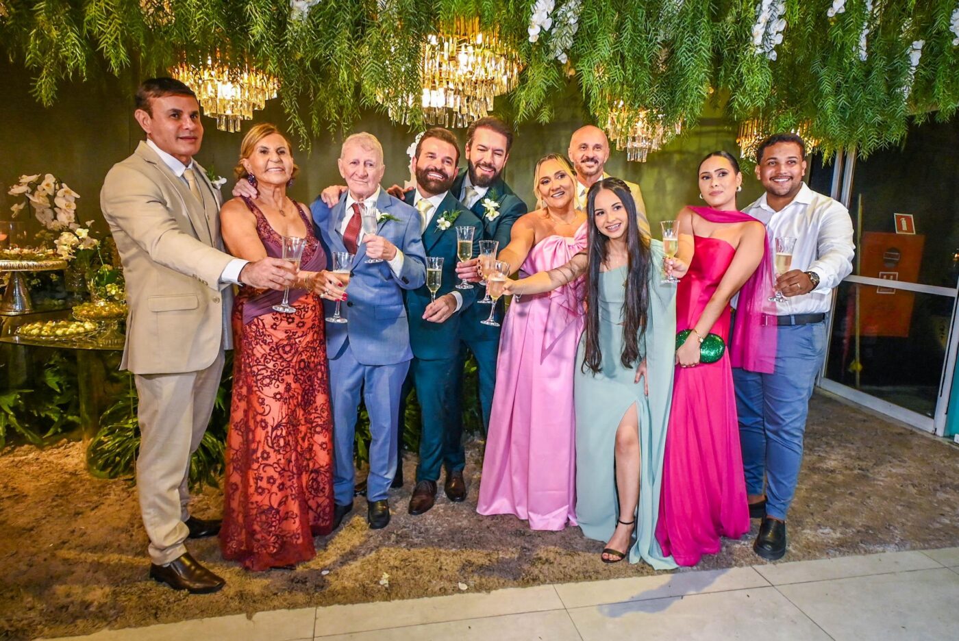 Éder Valadão, Renei Freitas e familiares