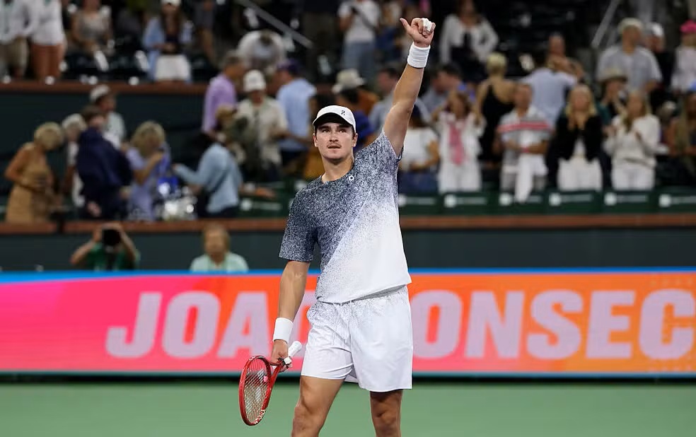 João Fonseca chega às oitavas de Indian Wells pela primeira vez e terá maior desafio da carreira