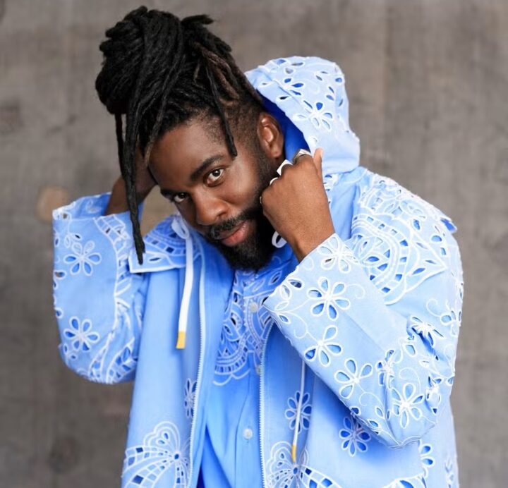 Lázaro Ramos diz que burnout o ensinou a desacelerar e escolher melhor projetos: “Aprendi a dizer não”