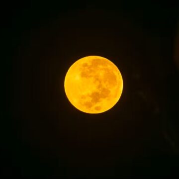 “Lua de Sangue”: entenda o fenômeno que deixou a lua vermelha nesta terça-feira (3)